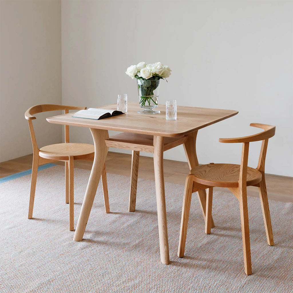 AGILE Dining Table – PIANO ISOLA AGILE Dining Table – PIANO ISOLA