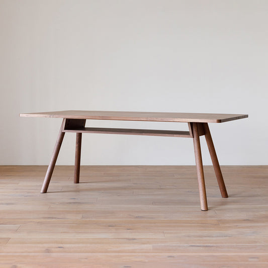 UNICA Dining Table
