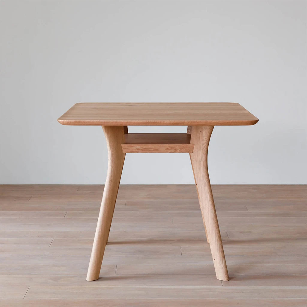 AGILE Dining Table – PIANO ISOLA AGILE Dining Table – PIANO ISOLA