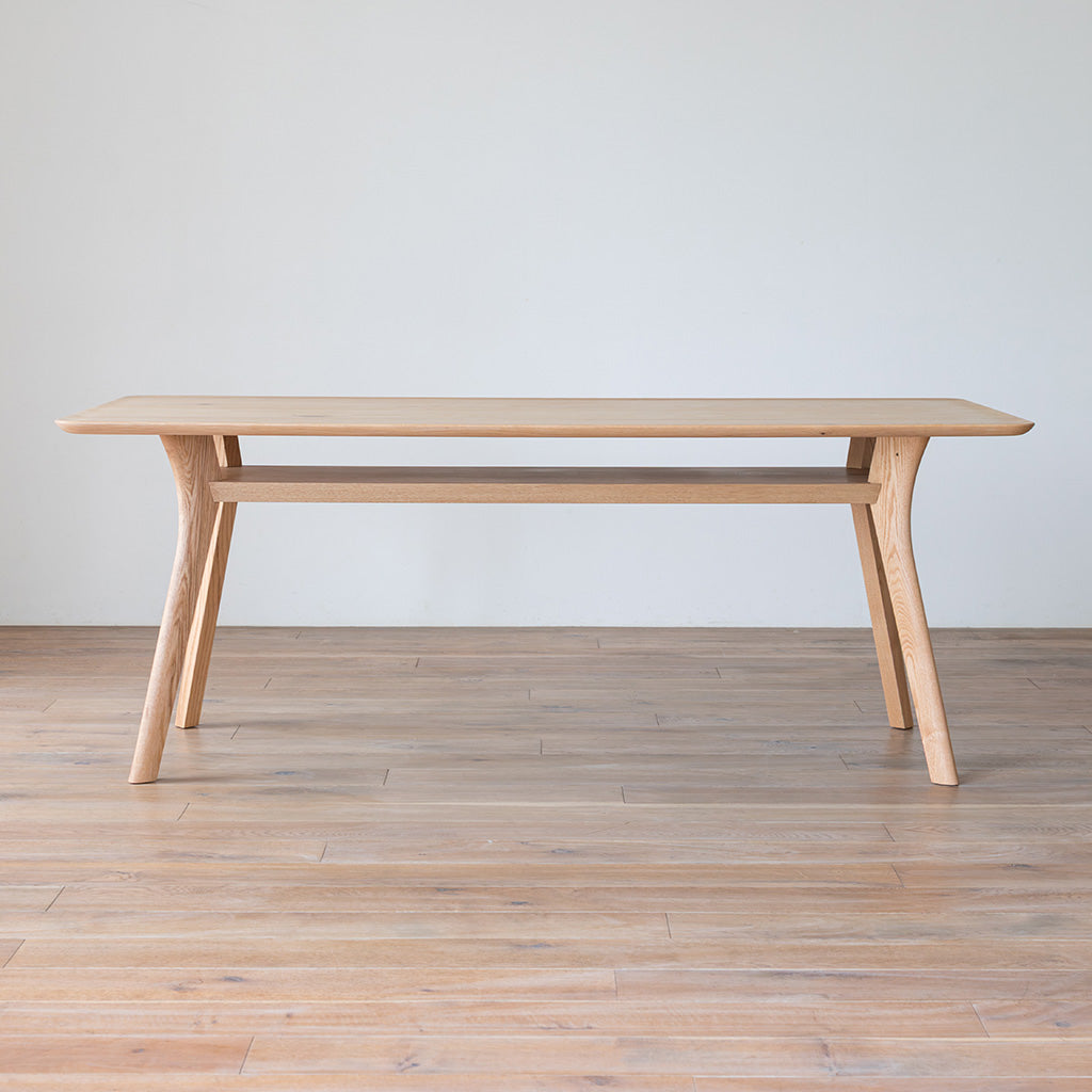 AGILE Dining Table – PIANO ISOLA