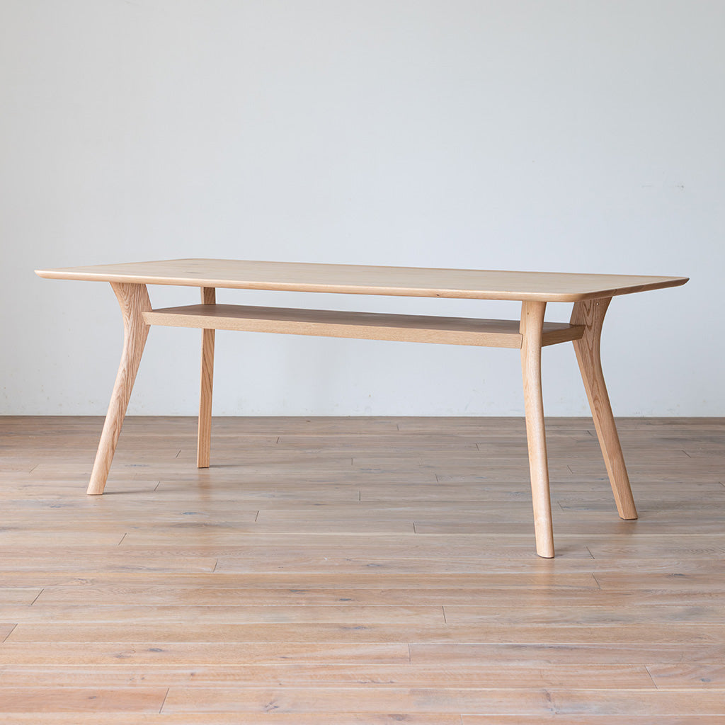 AGILE Dining Table – PIANO ISOLA