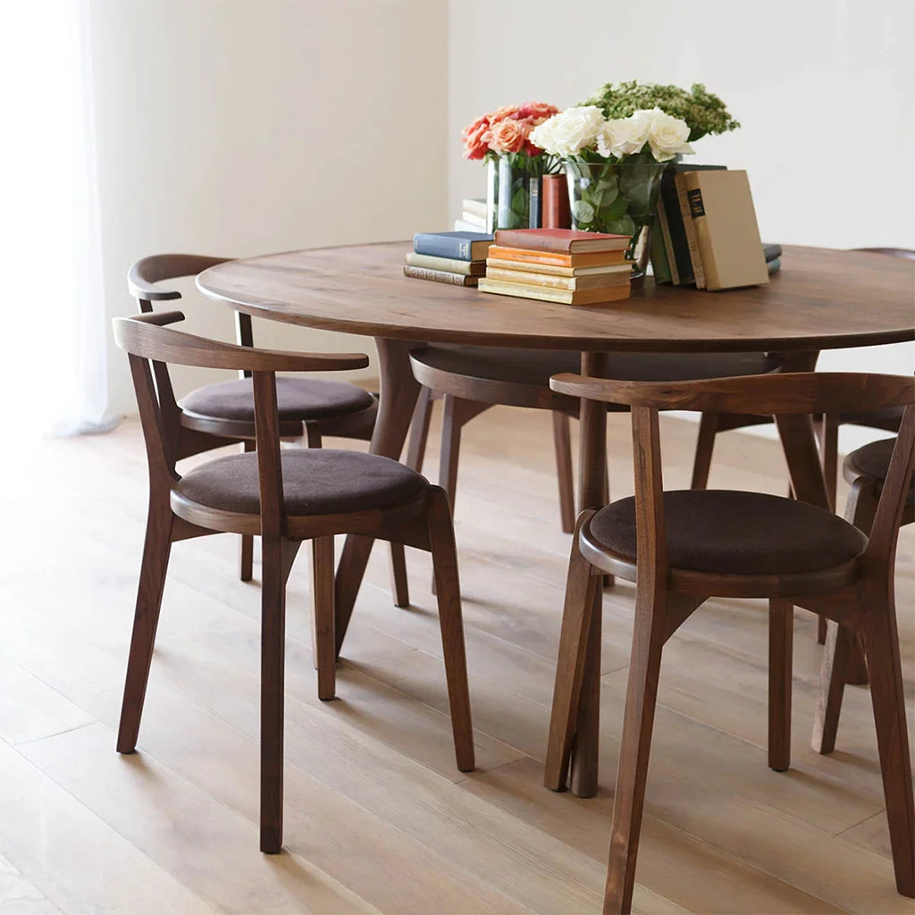 AGILE Circle Dining Table