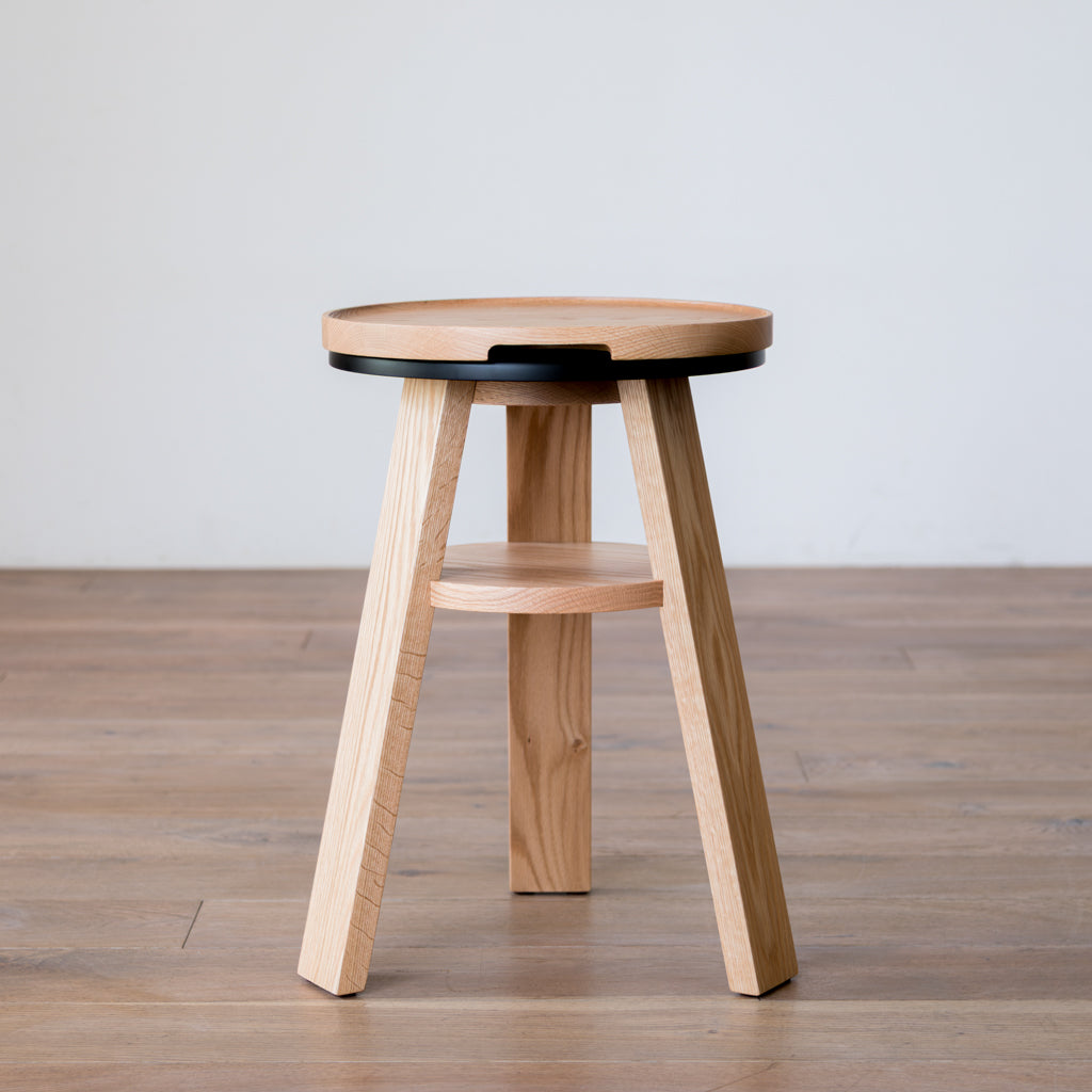 SOLIDO Side Table – PIANO ISOLA