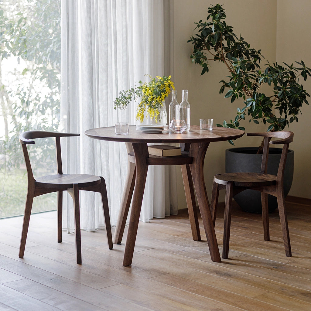 AGILE Circle Dining Table