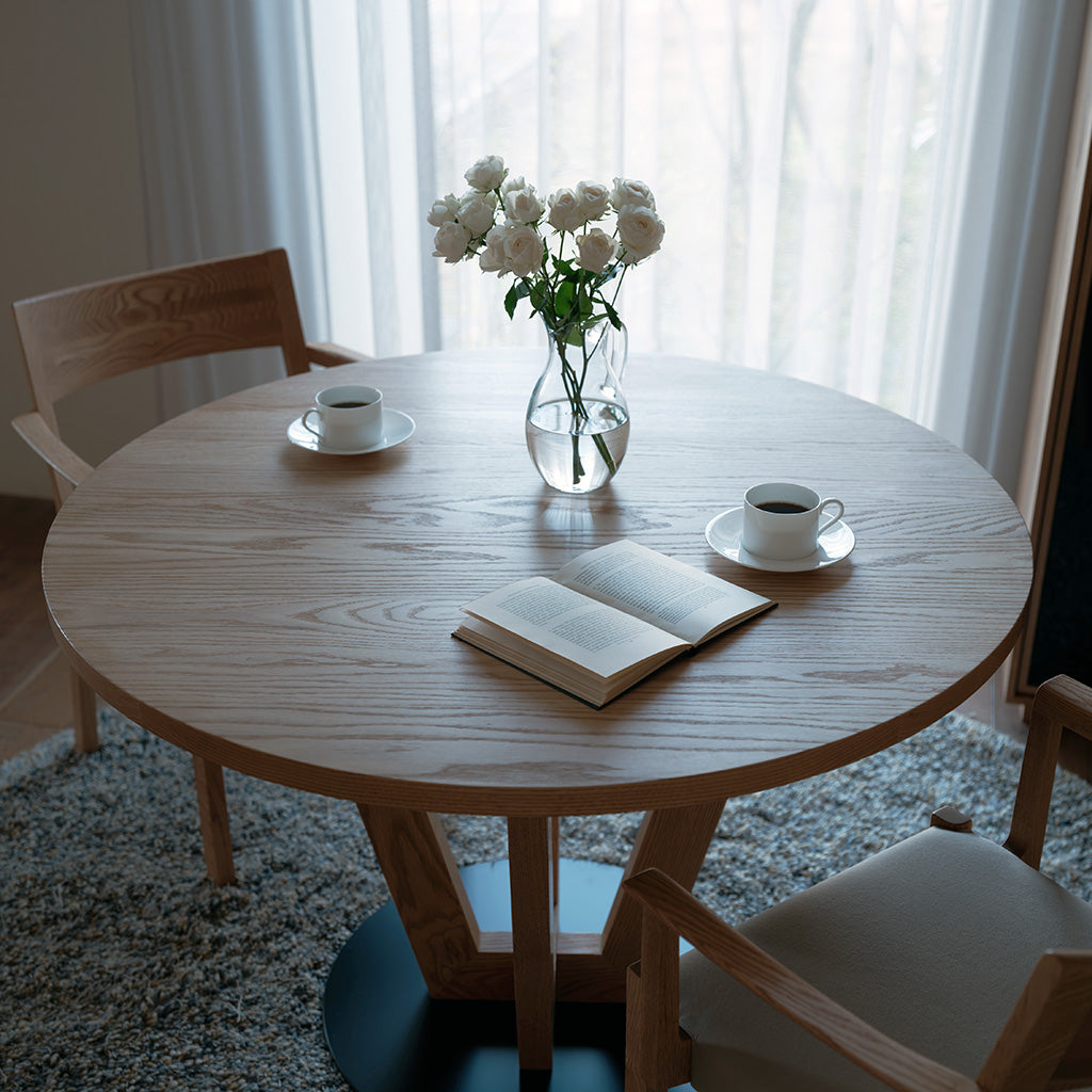 LIBERIA PLUS Circle Dining Table – PIANO ISOLA