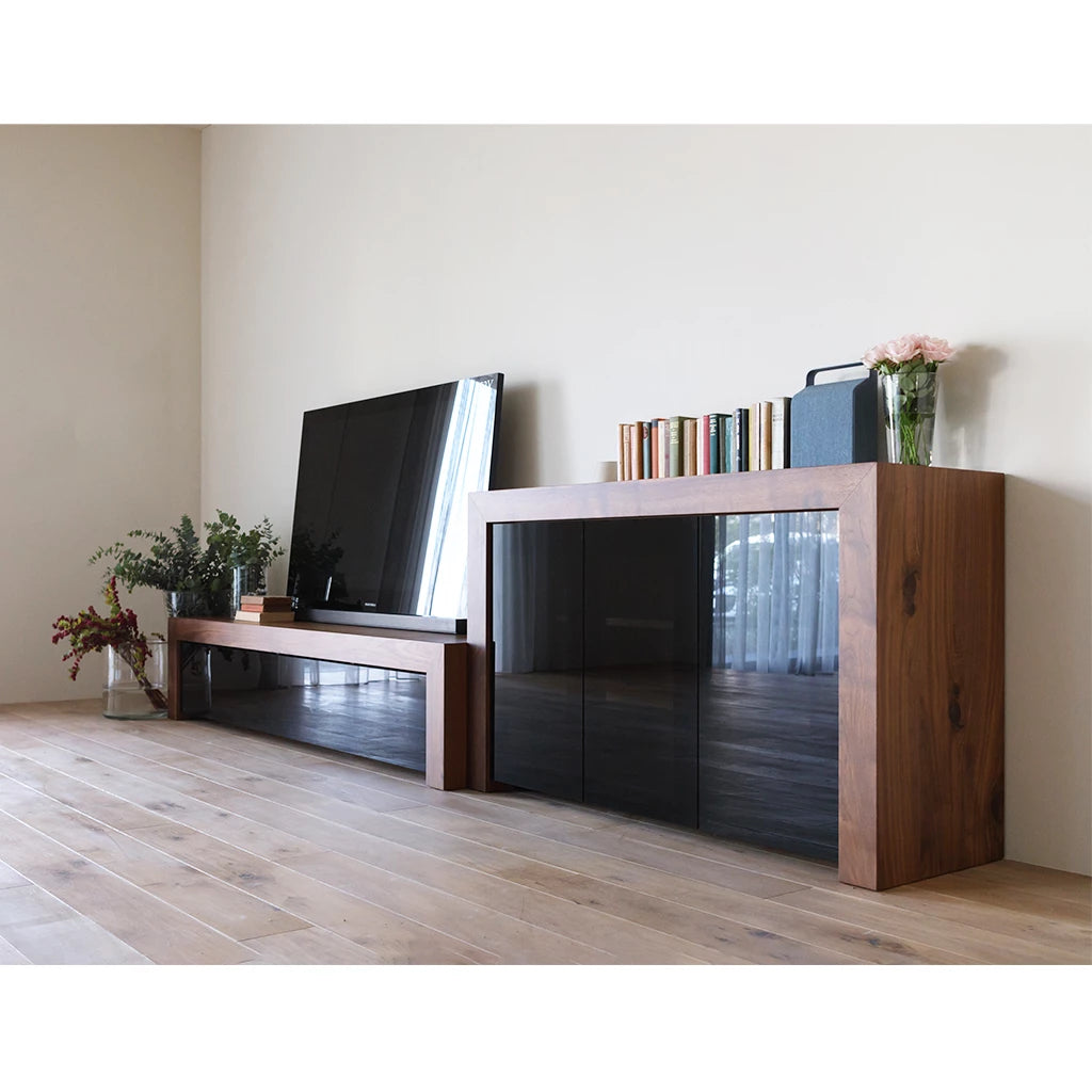 CHOCOLAT TV Board – PIANO ISOLA CHOCOLAT TV Board – PIANO ISOLA