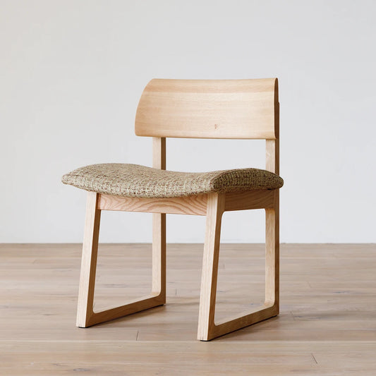 ELEVATO Side Chair