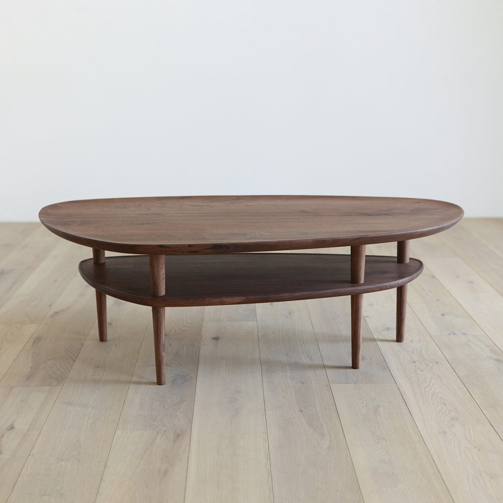 LEGARE Clam Table – PIANO ISOLA