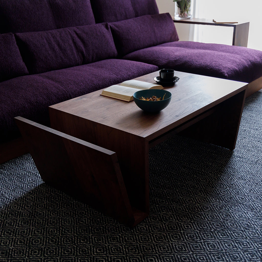 美品！おしゃれ！ダイニングテーブル　LIBERIA PLUS  リベリアプラス HIRASHIMA LIBERIA PLUS Dining Table / ヒラシマ リベリア