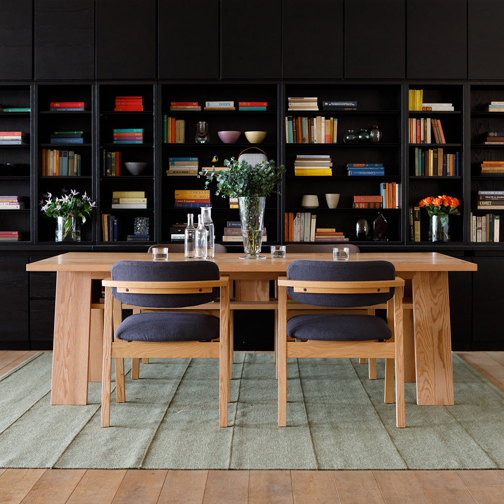 SOLIDO Dining Table – PIANO ISOLA